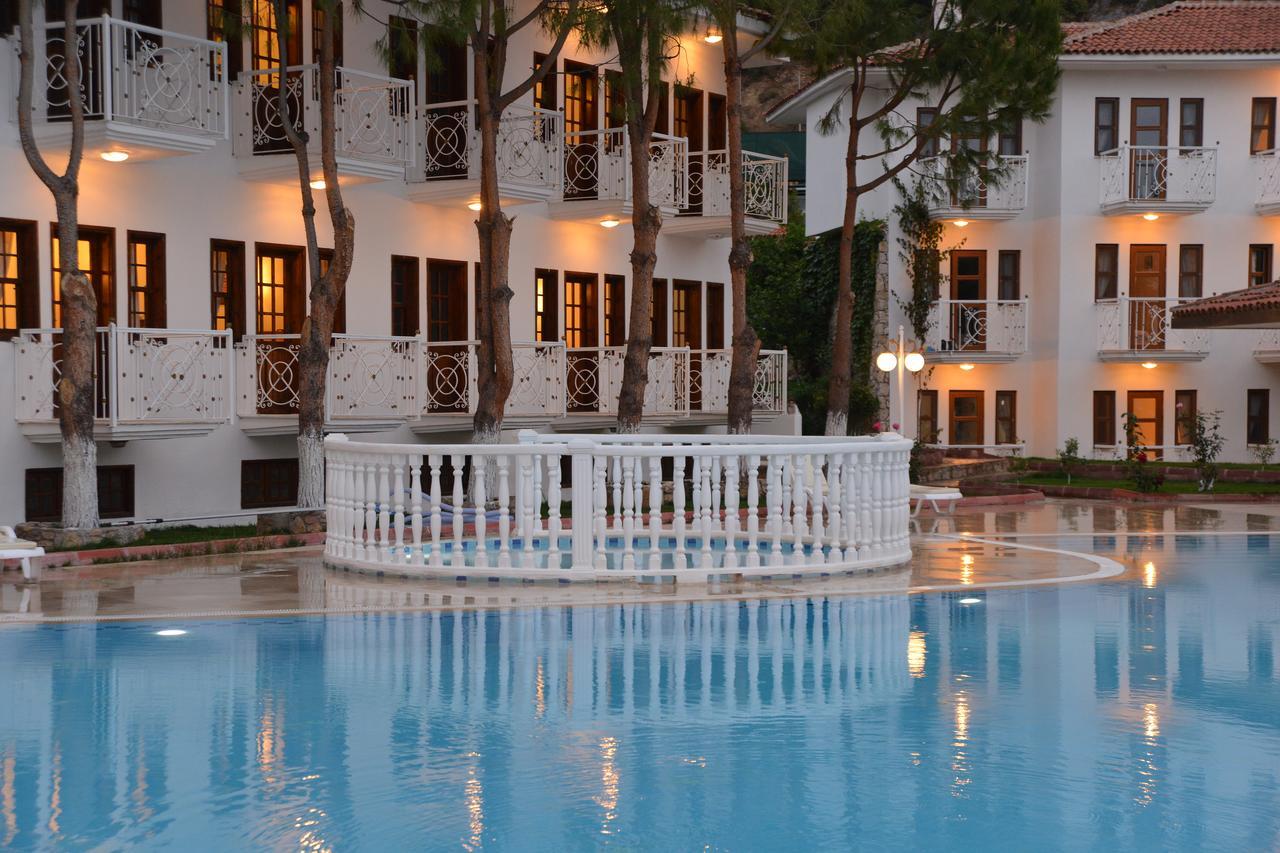 White Hotel Oludeniz Exterior foto