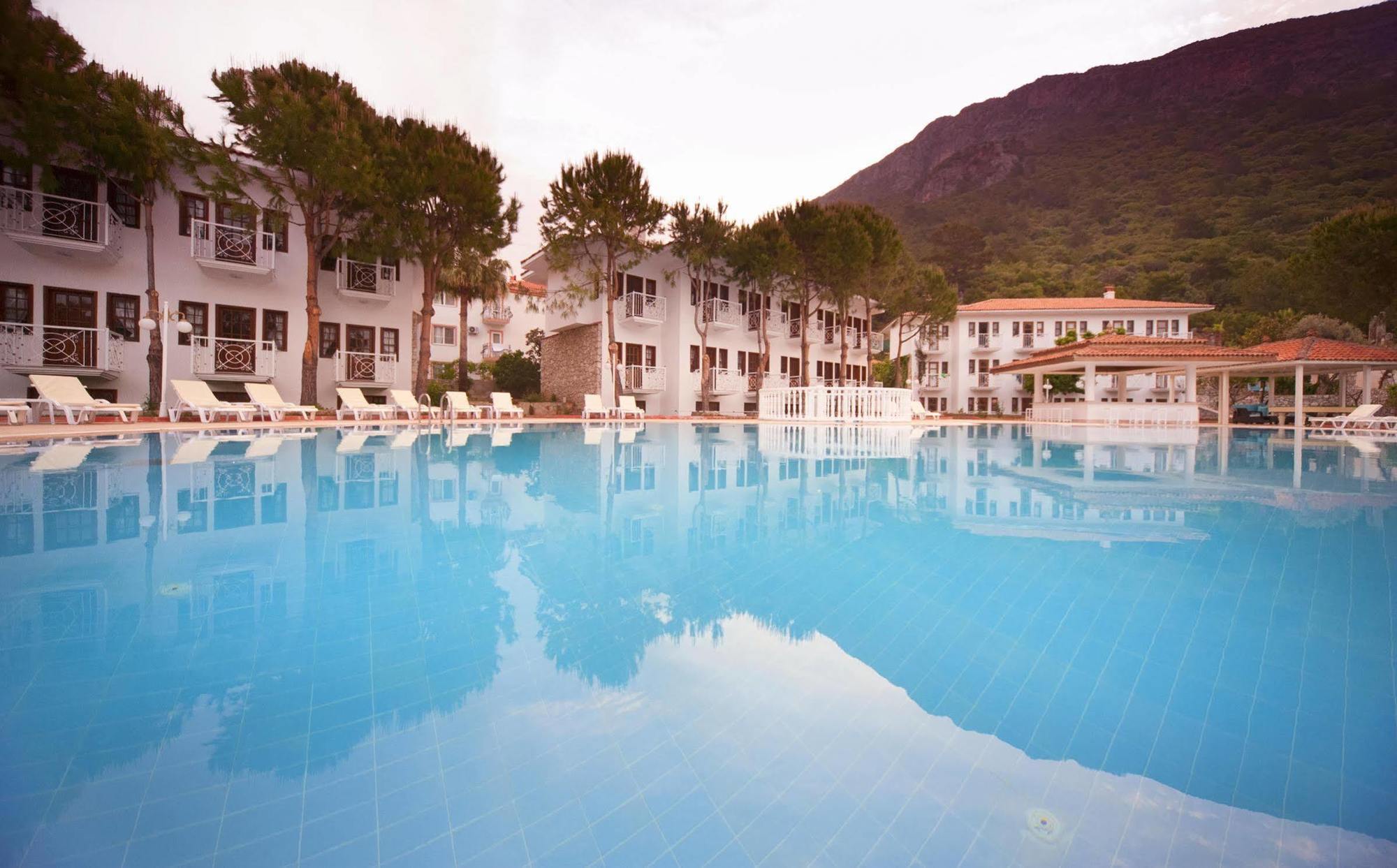 White Hotel Oludeniz Exterior foto