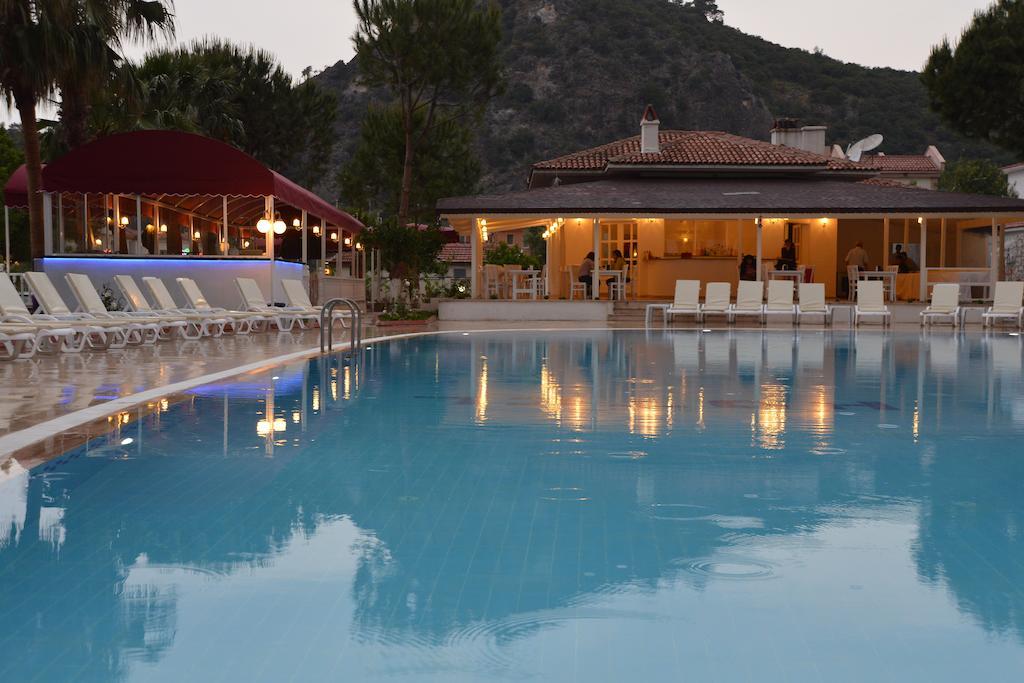 White Hotel Oludeniz Exterior foto